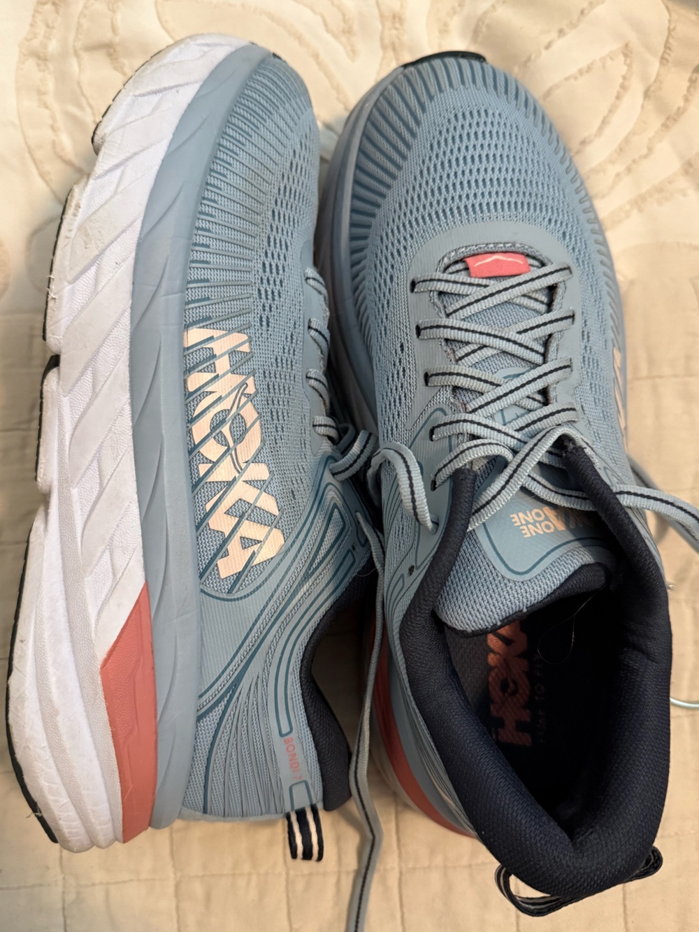 Hoka One One Women's Bondi 7